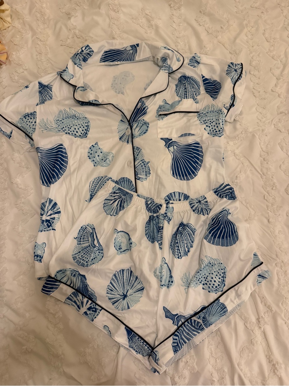 Shell Print Short Pajama Set - White and Navy